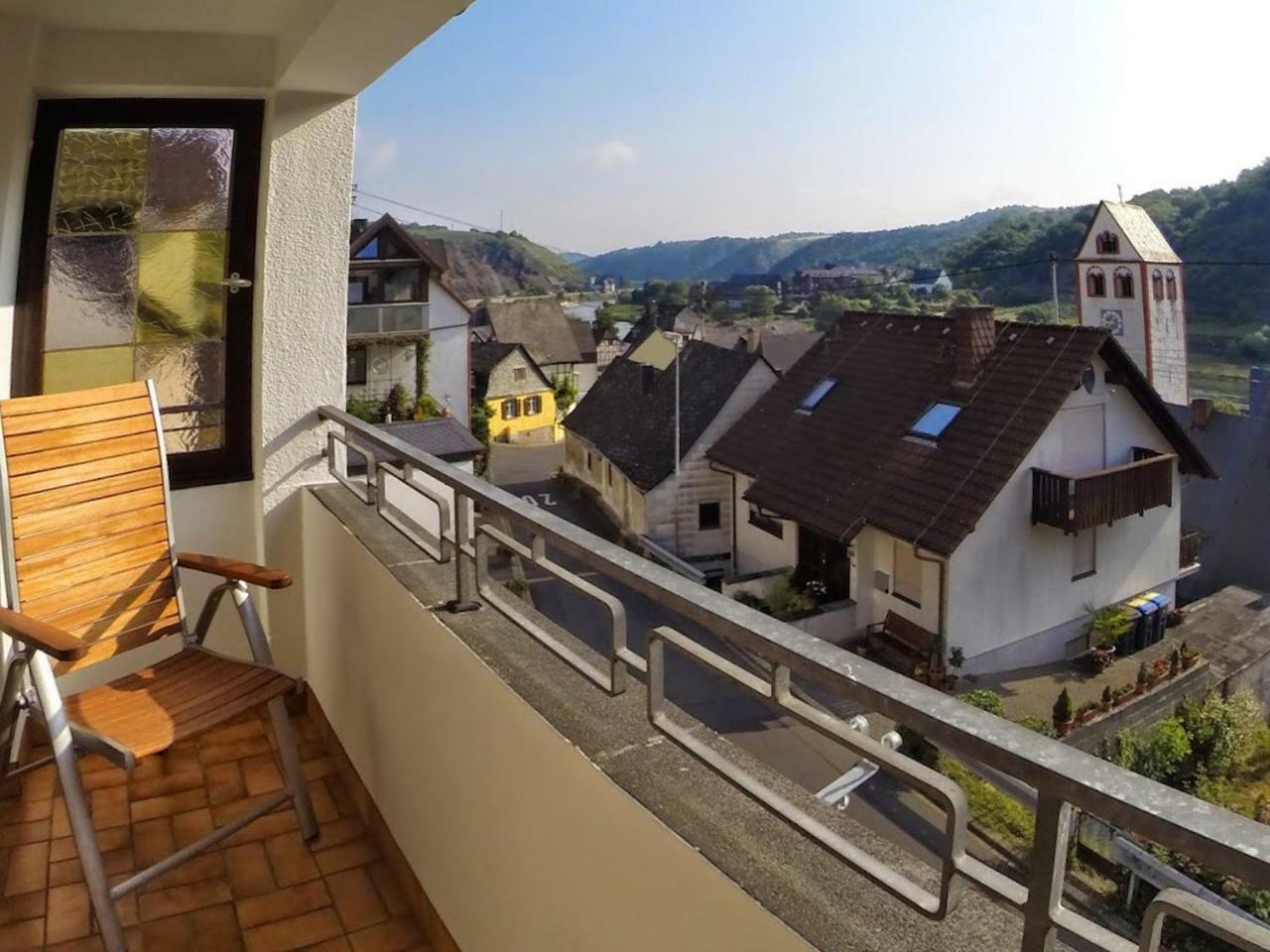 Ferienwohnungen Haus Am Wuerzlaysteig Lehmen Exterior foto